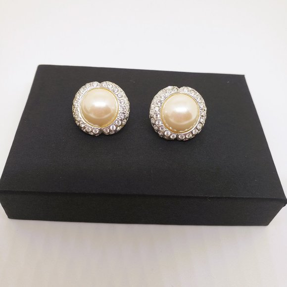 Carolee Clip-On Earrings Pave Rhinestones Faux Pearl Cabochons Silver Tone - Picture 6 of 10